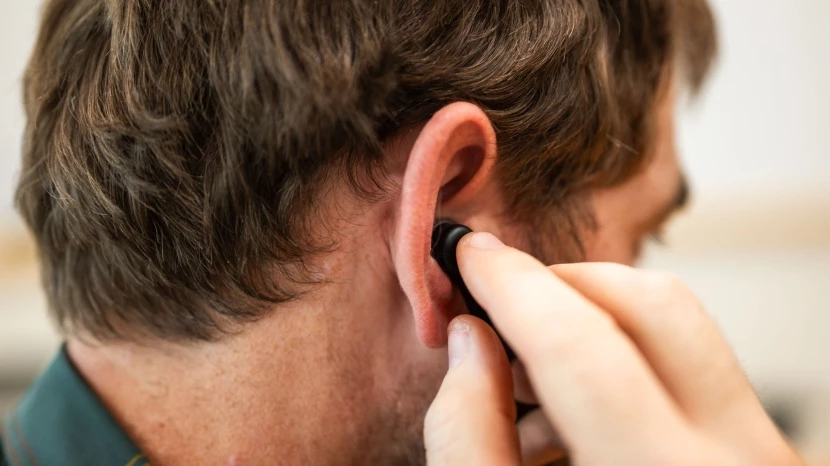 echo labs earbuds 14